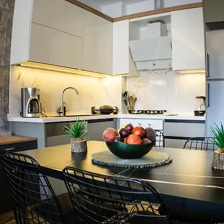 Luxeriose 1br! Netflix & Kuche - 5 Min Vom Strand Apartment